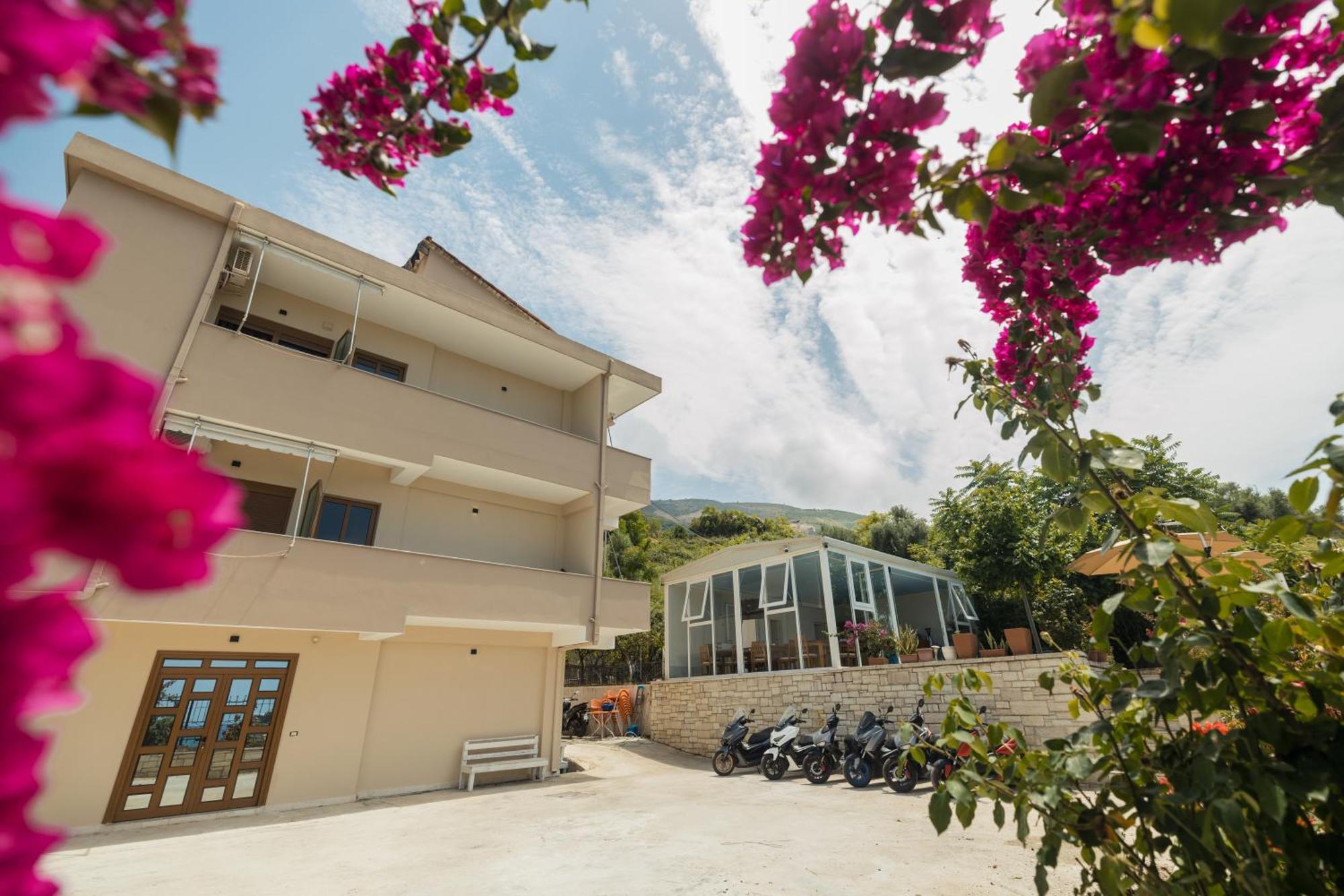 Voyage Villa Vlorë Exteriér fotografie