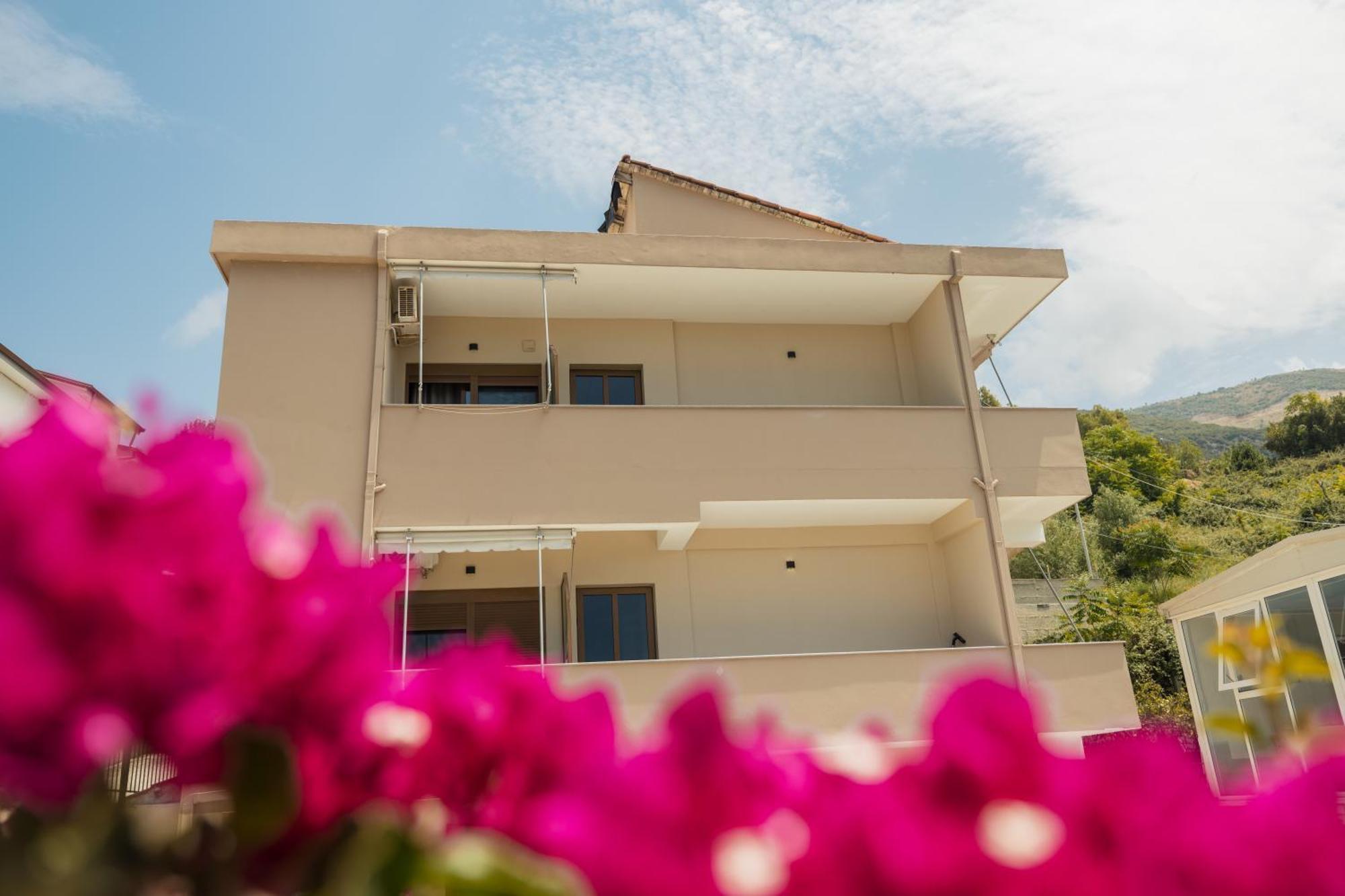 Voyage Villa Vlorë Exteriér fotografie