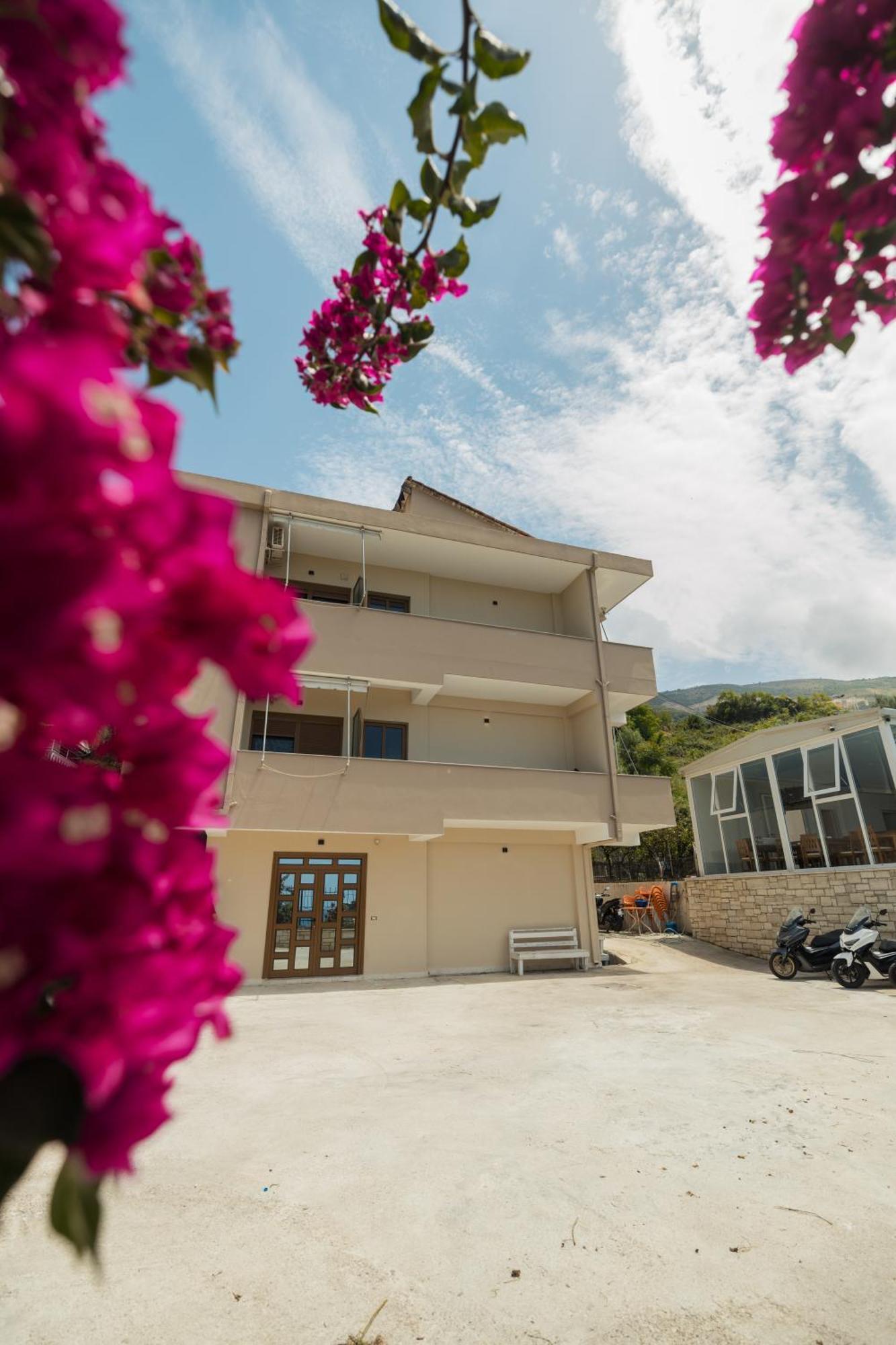 Voyage Villa Vlorë Exteriér fotografie
